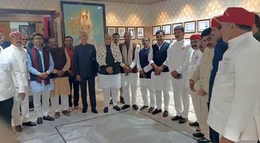 उदयपुर में रक्षा मंत्री राजनाथ सिंह का भव्य स्वागत, मेवाड़ संभाग के जनप्रतिनिधि व संगठन पदाधिकारी रहे उपस्थित