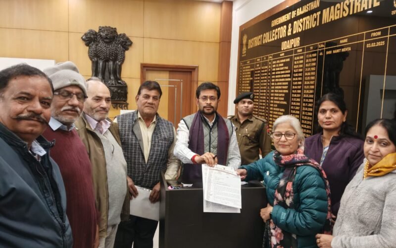 विश्वकर्मा जयंती के उपलक्ष में अवकाश हेतु जिलाधीश महोदय को ज्ञापन दिया