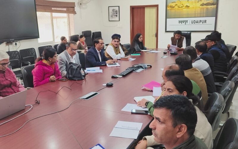 वन्दे मातरम् की गूंज के साथ ग्राम उत्थान का संकल्प