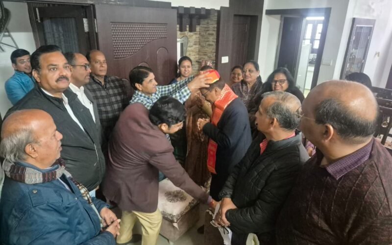 ओसवाल सभा का नामांकन रहा हंगामेदार, नैतिक मूल्यों का पतन करते हुए प्रकाश कोठारी ने पुलिस की शरण लेकर भरवाए नामांकन’