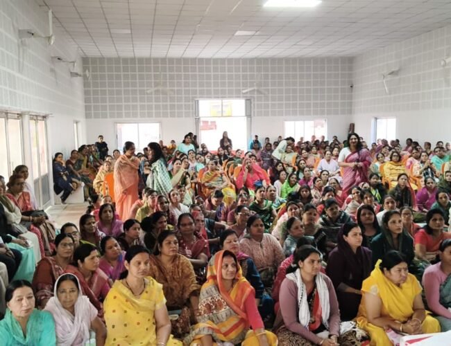 मातृशक्ति की ऐतिहासिक बैठक सम्पन्न, सनातन मंगल महोत्सव को भव्य बनाने का लिया संकल्प