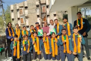 सांसद डॉक्टर रावत ने किया अंतरराष्ट्रीय लेक्रोज विजेताओं का सम्मान