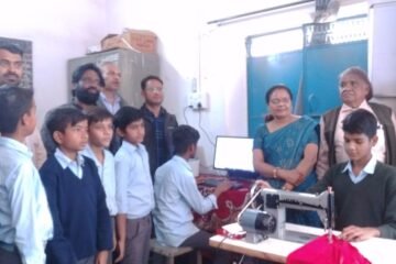 रमजान में सामग्री वितरण हेतु 250 जरुरतमंदो परिवारों ने भरे फॉर्म, सिलाई मशीन और कंप्यूटर भेट किए