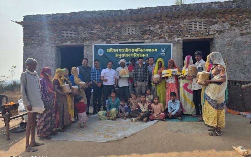 रोटरी क्लब उद्यम ने किसानों को दिया मशरूम खेती का प्रशिक्षण