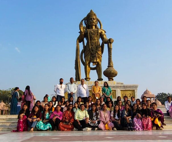 चार दिवसीय शैक्षणिक भ्रमण सम्पन्न