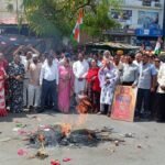 केंद्र सरकार की गलत विदेश नीतियों के कारण देश भर में ईंधन (पेट्रोल डीजल एवं रसोई गैस) की किल्लत और महंगी घरेलू गैस के खिलाफ उदयपुर देहात जिला कांग्रेस का विरोध प्रदर्शन