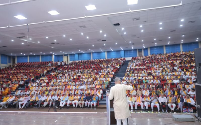 ‘जात-पात की करो विदाई, हिन्दू हम सब भाई-भाई’ के जयघोष से गूँजा चित्तौड़गढ़