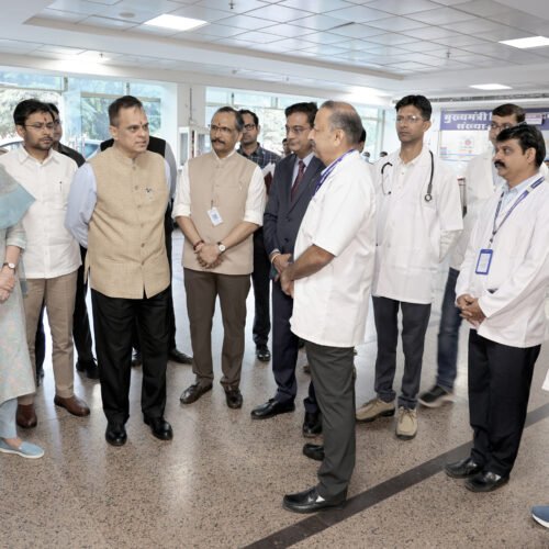 चिकित्सा शिक्षा और स्वास्थ्य सेवाओं को और अधिक सुदृढ़ बनाने पर जोर