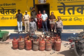 अवैध गैस रिफिलिंग पर प्रशासन की बड़ी कार्रवाई