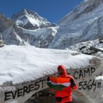 गौरांग ने एवेरेस्ट बेस कैंप पहुंच लहराया तिरंगा 