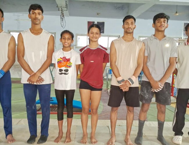 स्टेट जिम्नास्टिक चैम्पियनशिप के लिए लेकसिटी के दस जिम्नास्टों का चयन
