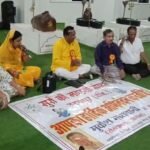 उदयपुर में 12 ज्योतिर्लिंगों के सान्निध्य में गूँजी शिव-स्तुति, सुरों की मंडली ने सजाई भक्तिमय संध्या