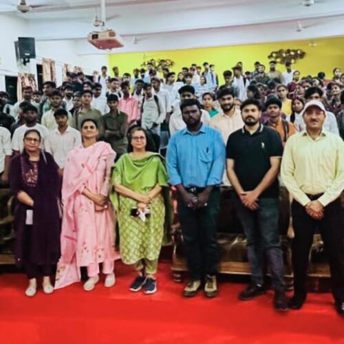 MSME द्वारा उद्यमिता कार्यक्रम: विद्यार्थियों को स्टार्टअप व आत्मनिर्भरता की दिशा में प्रेरणा