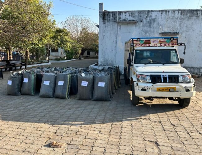 मुठभेड़ के बाद सवा करोड़ का 762 किलो से अधिक डोडा-चूरा जब्त