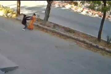 मंदिर से लौट रही महिला के साथ दिनदहाडे चैन स्नेचिंग की घटना