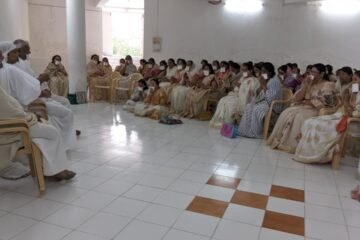 भगवान महावीर के जन्मकल्याणक पर नवकार मंत्र का जाप