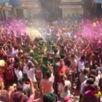 जगदीश चौक, उदयपुर में रंगों की धूम,  देश-विदेश के पर्यटक भी रंगे होली के रंग में