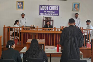 काल्पनिक न्यायालय ने किया अभियुक्त गणों को बाइज्जत बरी का आदेश