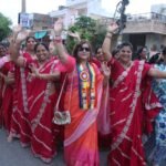 भगवान महावीर के जयकारों के साथ उपनगरीय क्षेत्र में निकली भव्य शोभायात्रा