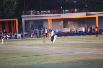 लेकेण्ड ने उदय विलास को, ट्राइडेंट ने आईटीसी को हराया