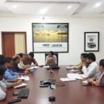 जिला कलेक्टर ने ली पेट्रोलियम गैस कंपनियों की बैठक, पीएनजी कार्यों की प्रगति की समीक्षा, सड़कों की खुदाई से संबंधित दिए आवश्यक निर्देश