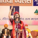 कीचड़ उसके पास था मेरे पास गुलाल,जो भी जिसके पास था उसने दिया उछाल……..