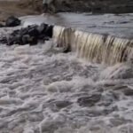 मादडी बांध के खोले गेट, तीनों बांधो का पानी पहुंच रहा है झीलों में