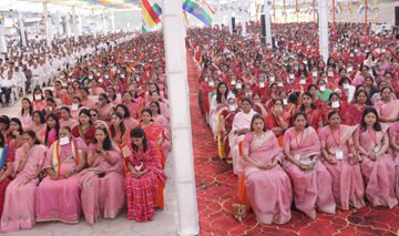 विश्व नवकार महामंत्र दिवस :  जैन समाज के सामूहिक नवकार महामंत्र के जाप से गूंजा उदयपुर