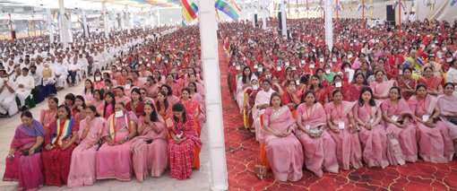 विश्व नवकार महामंत्र दिवस :  जैन समाज के सामूहिक नवकार महामंत्र के जाप से गूंजा उदयपुर