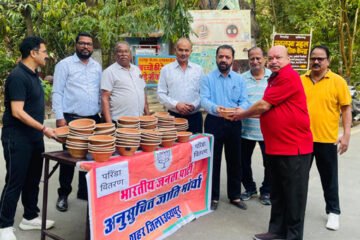 भाजपा अजा मोर्चा ने स्थापना दिवस पर किया परिण्डा वितरण जनसेवा का दिया संदेश