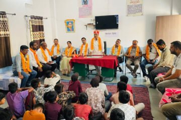 अंबेडकर जयंती पर समरसता का संदेश, प्रश्नोत्तरी एवं स्टेशनरी वितरण कार्यक्रम आयोजित