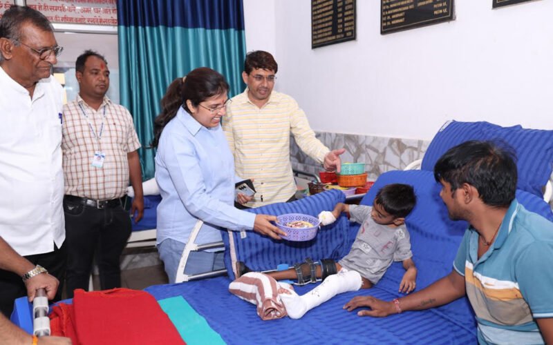 नारायण सेवा संस्थान में एटीएस की अतिरिक्त पुलिस अधीक्षक स्वाति शर्मा ने 101 निशुल्क सर्जरी शिविर का किया उद्घाटन