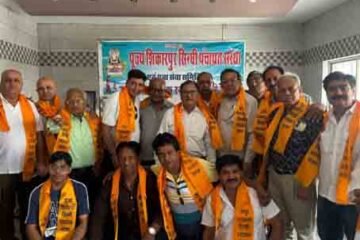 शक्तिनगर सनातन धर्म मंदिर में संपन्न हुई शिकारपुर सिंधी पंचायत की आम सभा; सुनील कालरा निर्विरोध अध्यक्ष निर्वाचित