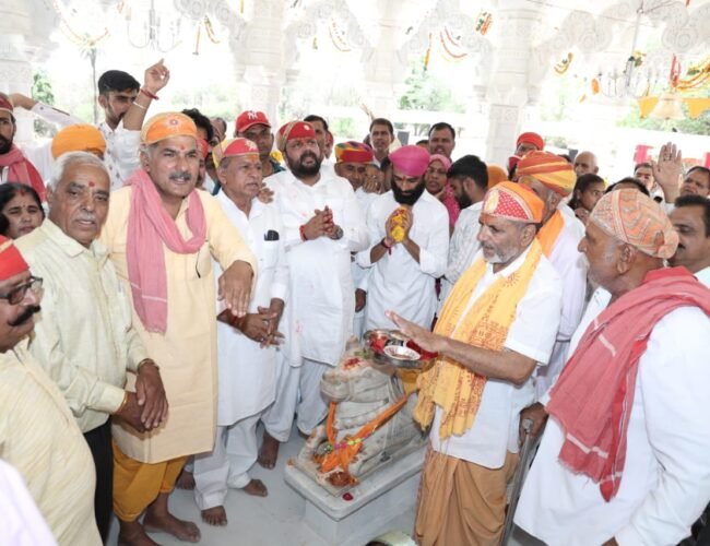 श्री लुणेश्वर महादेव मंदिर प्राण प्रतिष्ठा महोत्सव का समापन: कलश व ध्वजा स्थापना के साथ नवकुंडात्मक नवदिवसीय महारुद्र यज्ञ पूर्णाहुति