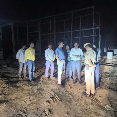 कुसुम C योजना के तहत धमलात फला में 20 करोड़ के निर्माणाधीन सोलर प्लांट एवं खजूरी में 33/11 केवी जीएसएस निर्माण कार्य का जिला कलक्टर ने किया निरीक्षण, दिए आवश्यक दिशा निर्देश