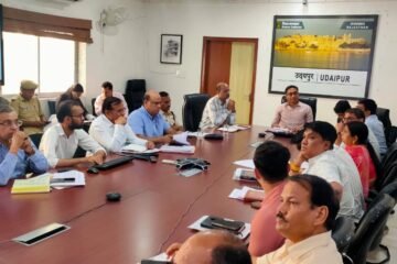 शिकातयों के निस्तारण में बरतें गंभीरता – जिला कलक्टर