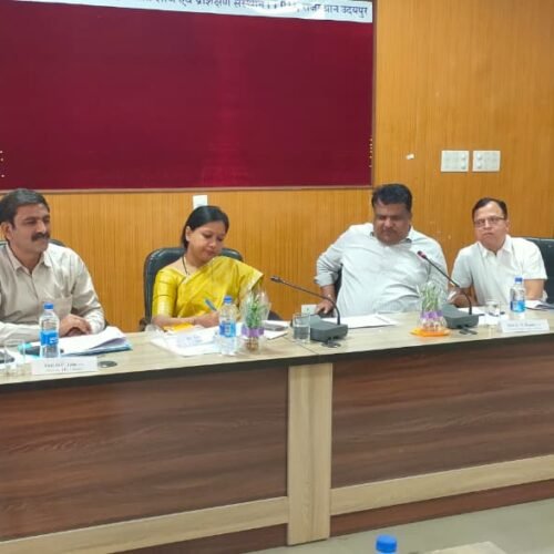 जनजाति क्षेत्र के विकास का रोडमैप तैयार करने पर मंथन