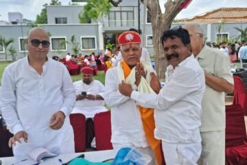 शहर विधायक ताराचंद जैन का किया सम्मान