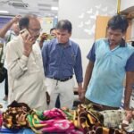 अज्ञात बीमारी से पीडित बच्चों के स्वास्थ्य की जानकारी लेने सांसद डॉ रावत अस्पताल पहुंचे