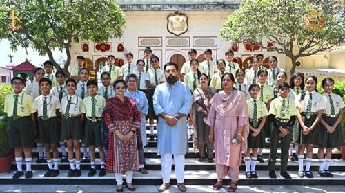 शैक्षिक भ्रमणः सनबीम स्कूल के विद्यार्थियों ने उदयपुर सिटी पैलेस का किया दौरा