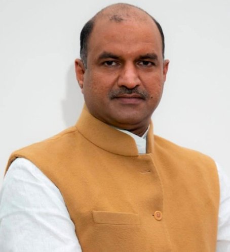 जयपुर-उदयपुर सुपरफास्ट ट्रेन के नियमित संचालन से यात्रियों को बड़ी राहत, किराये में कमी का स्वागत – सांसद सी.पी. जोशी