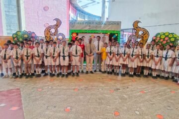 विश्व नवकार महामंत्र दिवस के पावन अवसर पर डीपीएस उदयपुर में प्रार्थना सभा का आयोजन