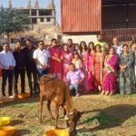 जन्मदिन बना सेवा का उत्सवः दिल्ली यूनिवर्सिटी की छात्रा प्रियांशी जैन ने 300 गौमाता को कराया छप्पन भोग