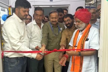 सेटेलाइट चिकित्सालय हिरण मगरी में विधायक ने किया उपकरणों का उदघाटन