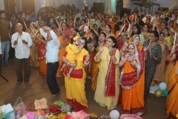 अशोक नगर में श्रद्धा और उल्लास के साथ मनाया गया श्रीकृष्ण जन्मोत्सव