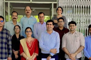 प्रिसिपल रिव्यू डीपीसी की मांग को लेकर अतिरिक्त निदेशक से वार्ता