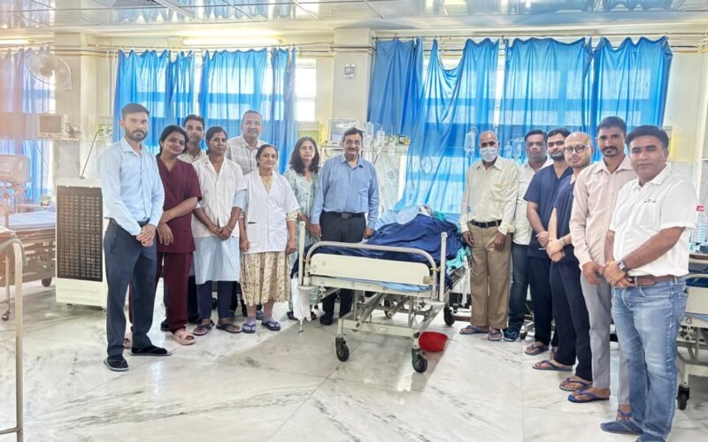 आरएनटी मेडिकल कॉलेज में सफल हुई बेहद जटिल हार्ट सर्जरी