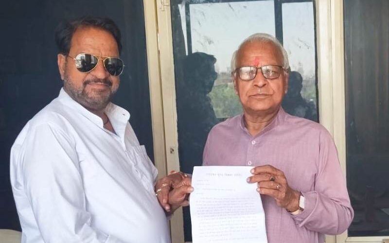 गंगोद्भव कुंड के जीर्णोद्धार को लेकर विधायक ताराचंद जैन को दिया ज्ञापन, धरोहर संरक्षण व धार्मिक पर्यटन विकास की मांग