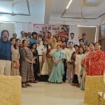 माँ के गीतों से गूंजा सुरों की मंडली का मंच, भावुक हुआ पूरा माहौल : मुकेश माधवानी