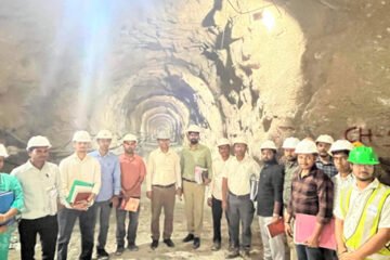 देवास परियोजना एवं बागोलिया फीडर कार्य का मुख्य अभियंता द्वारा निरीक्षण